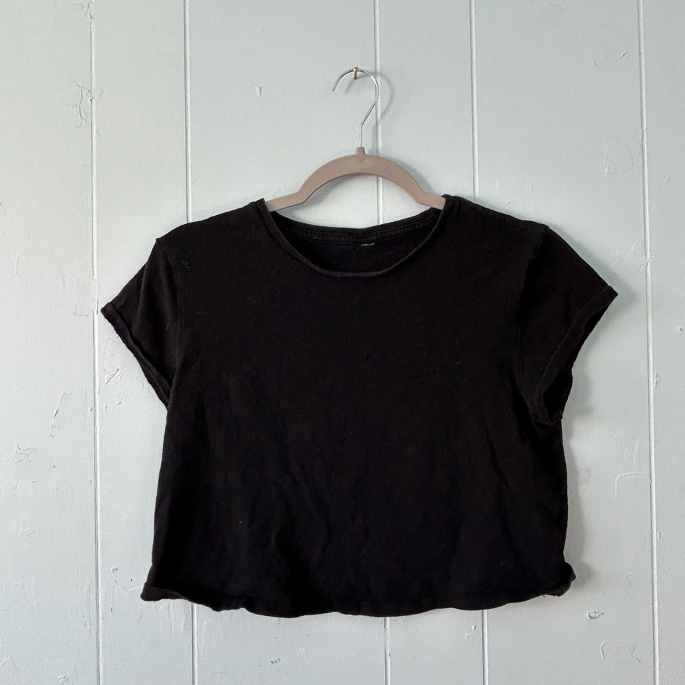 LIL BLACK CROP TOP (BETTY BOOP OR SKATER OR COOL GIRL VIBES!!) ♟️🎯💫